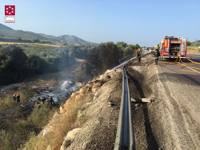 SUCESOS: El conductor de un camión muere en un accidente en Santa Magdalena de Pulpis SUCESOS: El conductor de un camión muere en un accidente en Santa Magdalena de Pulpis