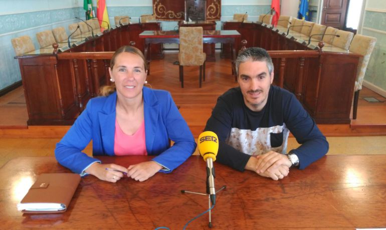 Ainhoa Pérez San Miguel y Víctor Zuloaga. Ainhoa Pérez San Miguel y Víctor Zuloaga.