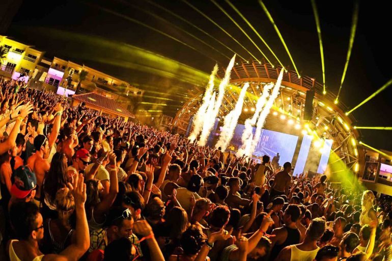 16 pubs y discotecas están siendo investigados por fraude fiscal 16 pubs y discotecas están siendo investigados por fraude fiscal
