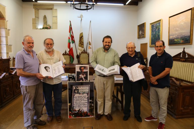 Donación a Hondarribia sobre Bergamín Donación a Hondarribia sobre Bergamín