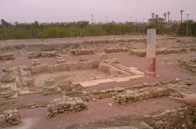 Yacimiento Arqueológico de La Alcudia Yacimiento Arqueológico de La Alcudia