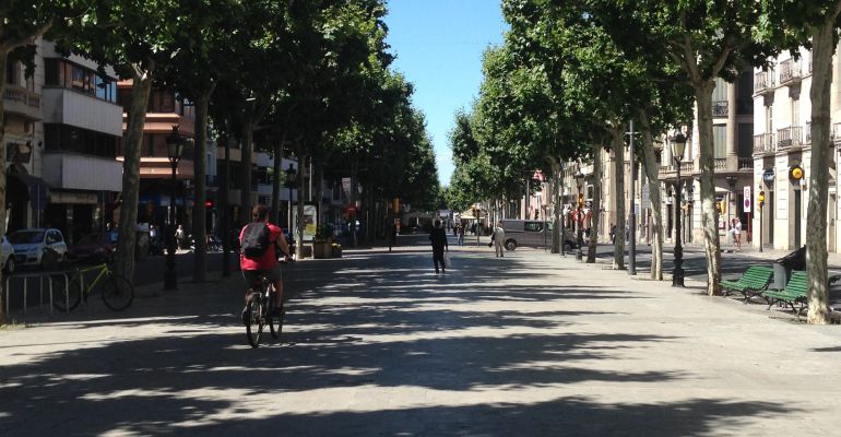 Vianants a la Rambla Ferran de Lleida Vianants a la Rambla Ferran de Lleida