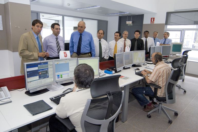 Centro de control de emergencias de Navarra con un visita de técnicos de Costa Rica Centro de control de emergencias de Navarra con un visita de técnicos de Costa Rica