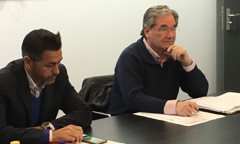 "Casal dio el sí, habrá nuevo convenio y se evitará la liquidación del Real Murcia" "Casal dio el sí, habrá nuevo convenio y se evitará la liquidación del Real Murcia"