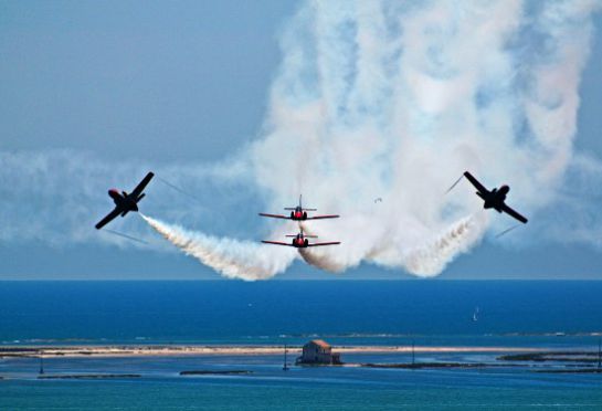 La Patrulla Águila vuelve a surcar los cielos del Mar Menor La Patrulla Águila vuelve a surcar los cielos del Mar Menor