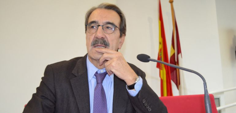 Emilio Ontiveros, presidente del Consejo Social de la UCLM, que aboga por que la Universidad obtenga más recursos externos y privados Emilio Ontiveros, presidente del Consejo Social de la UCLM, que aboga por que la Universidad obtenga más recursos externos y privados