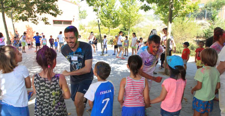 Colonia urbana en un colegio público de Alcobendas Colonia urbana en un colegio público de Alcobendas