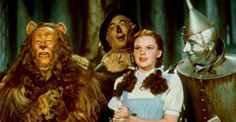 La XXIV edición internacional de Artes Escénica al aire libre ofrece la oportunidad de disfrutar de la mítica película de Judy Garland La XXIV edición internacional de Artes Escénica al aire libre ofrece la oportunidad de disfrutar de la mítica película de Judy Garland