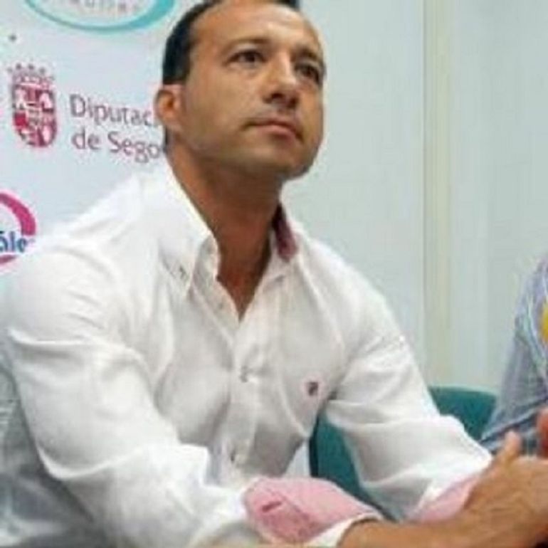 Sedano destituido del Deportivo Palencia Sedano destituido del Deportivo Palencia