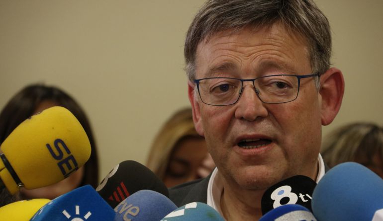 El president de la Generalitat Valenciana, Ximo Puig, atiende a los medios en una imagen de archivo. El president de la Generalitat Valenciana, Ximo Puig, atiende a los medios en una imagen de archivo.