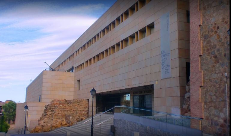 Trabajar sin cobrar en el Museo del Ejército de Toledo Trabajar sin cobrar en el Museo del Ejército de Toledo