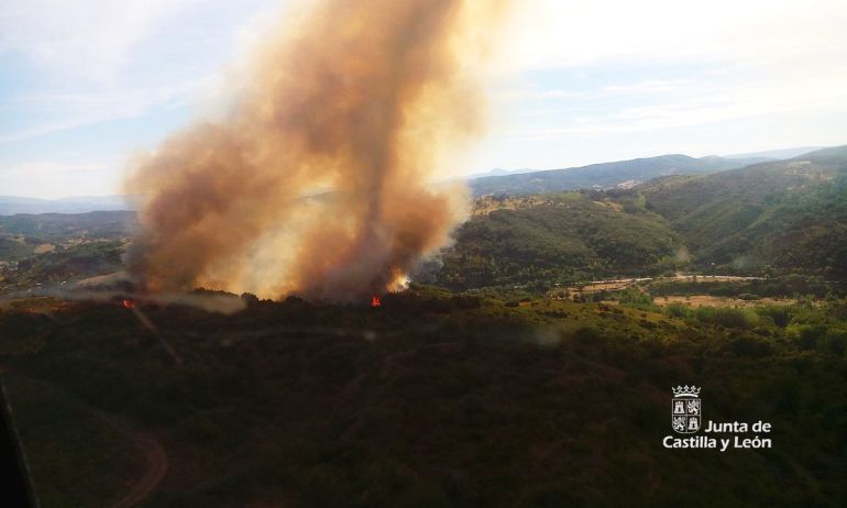 Vista aérea del incendio de Toreno Vista aérea del incendio de Toreno