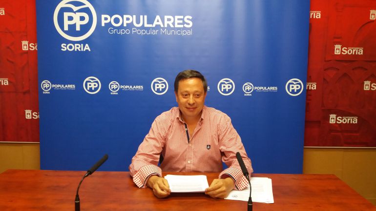 Adolfo Sainz, concejal del Partido Popular en el Ayuntamiento de Soria. Adolfo Sainz, concejal del Partido Popular en el Ayuntamiento de Soria.