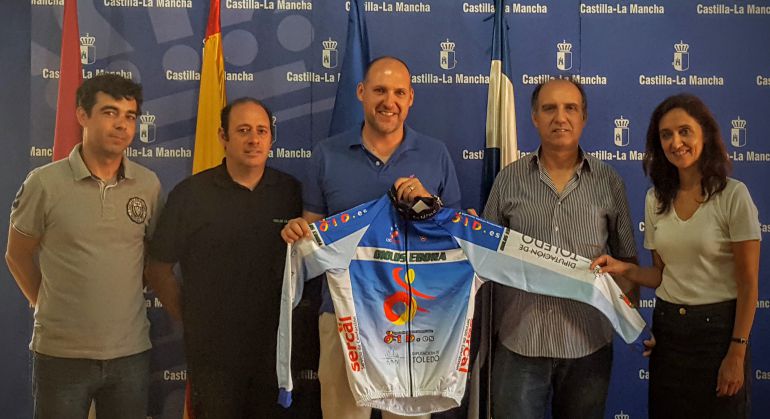 El Gobierno regional apoya la Vuelta a Talavera Júnior El Gobierno regional apoya la Vuelta a Talavera Júnior