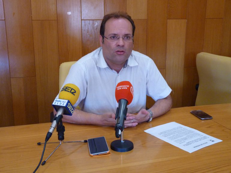 Eduardo Vicente, alcalde en funciones del Ayuntamiento de Elda Eduardo Vicente, alcalde en funciones del Ayuntamiento de Elda