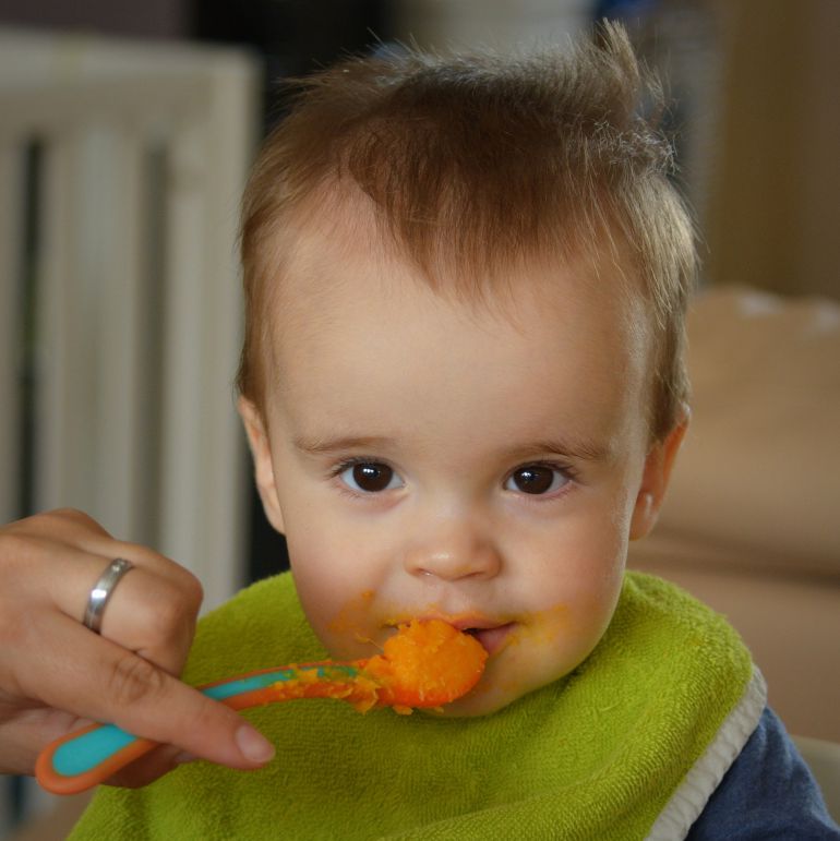 NUTRICIÓN: Alimentación del bebé: ¿cómo pasar de la leche materna a los alimenos sólidos? NUTRICIÓN: Alimentación del bebé: ¿cómo pasar de la leche materna a los alimenos sólidos?