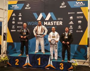 Javi Riquelme logró un meritorio bronce Javi Riquelme logró un meritorio bronce