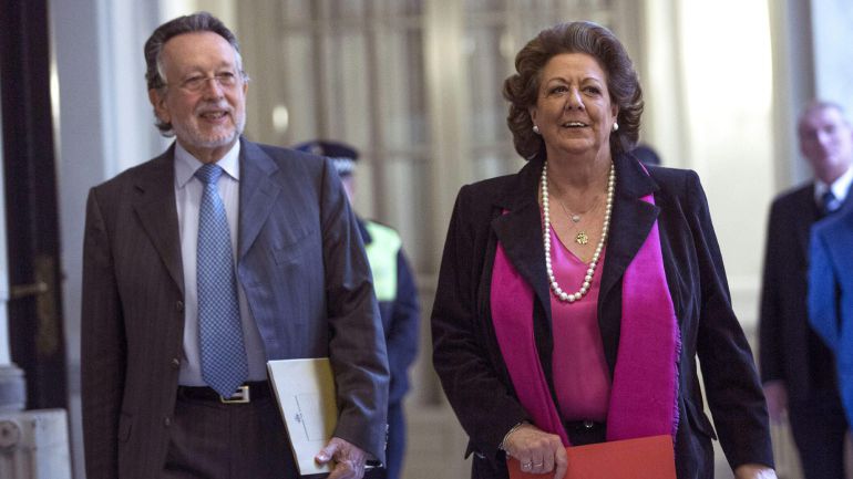 El exvicealcalde de Valencia, Alfonso Grau (PP), junto a la exalcaldesa, Rita Barberá El exvicealcalde de Valencia, Alfonso Grau (PP), junto a la exalcaldesa, Rita Barberá