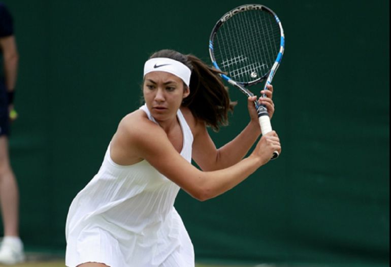 Paula Arias jugando en Wimbledom Paula Arias jugando en Wimbledom
