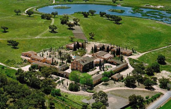 Este es el hotel donde se celebra la boda de Rocío Carrasco y Fidel Albiac Este es el hotel donde se celebra la boda de Rocío Carrasco y Fidel Albiac