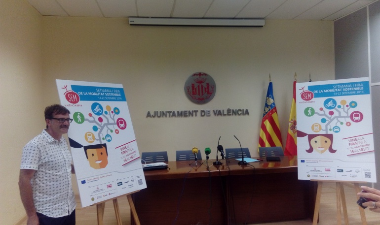 La Generalitat compensará las perdidas en la EMT del abono AB La Generalitat compensará las perdidas en la EMT del abono AB