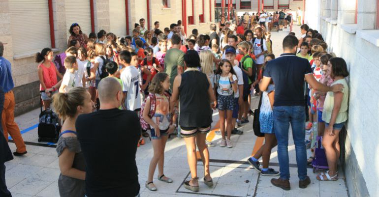 EDUCACIÓN: FAPA denuncia la falta de información en el inicio del curso escolar EDUCACIÓN: FAPA denuncia la falta de información en el inicio del curso escolar