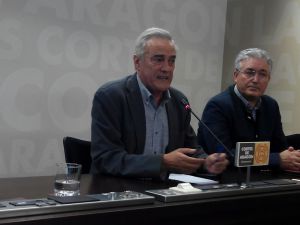El portavoz socialista, Javier Sada, junto al que será nuevo vicepresidente primero de la mesa de las Cortes, Florencio García Madrigal El portavoz socialista, Javier Sada, junto al que será nuevo vicepresidente primero de la mesa de las Cortes, Florencio García Madrigal