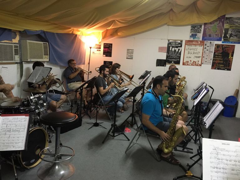 La Leganés Big Band busca financiación para su primer disco La Leganés Big Band busca financiación para su primer disco
