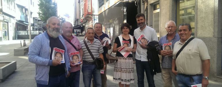 PsdeG haciendo campaña en A Coruña PsdeG haciendo campaña en A Coruña