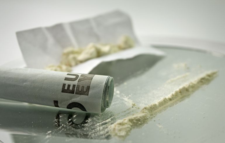 Dos detenidos por llevar cocaína para fabricar más de 500 dosis de esta droga Dos detenidos por llevar cocaína para fabricar más de 500 dosis de esta droga