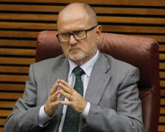 El vicepresidente de Les Corts Valencianes y exconseller de Educación, Alejandro Font de Mora, durante el debate de política general de la Comunidad Valenciana celebrado esta tarde.El exgerente de Imelsa Marcos Benavent a implicadao a Font de Mora en el reparto de comisiones dentro del denominado caso Imelsa, acusaciones que que éste ha negado y ha considerado que son una "calumnia" porque le están "imputando un delito" El vicepresidente de Les Corts Valencianes y exconseller de Educación, Alejandro Font de Mora, durante el debate de política general de la Comunidad Valenciana celebrado esta tarde.El exgerente de Imelsa Marcos Benavent a implicadao a Font de Mora en el reparto de comisiones dentro del denominado caso Imelsa, acusaciones que que éste ha negado y ha considerado que son una "calumnia" porque le están "imputando un delito"