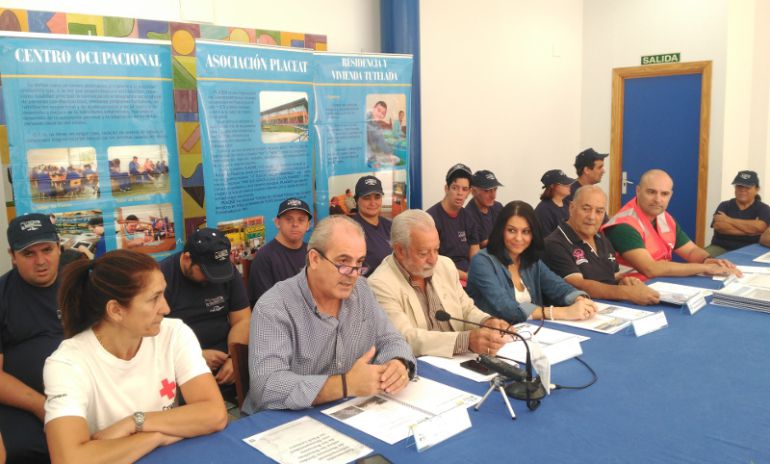 La directiva colaboradores y caminantes de la Asociación Plena Inclusión Extremadura Placeat La directiva colaboradores y caminantes de la Asociación Plena Inclusión Extremadura Placeat