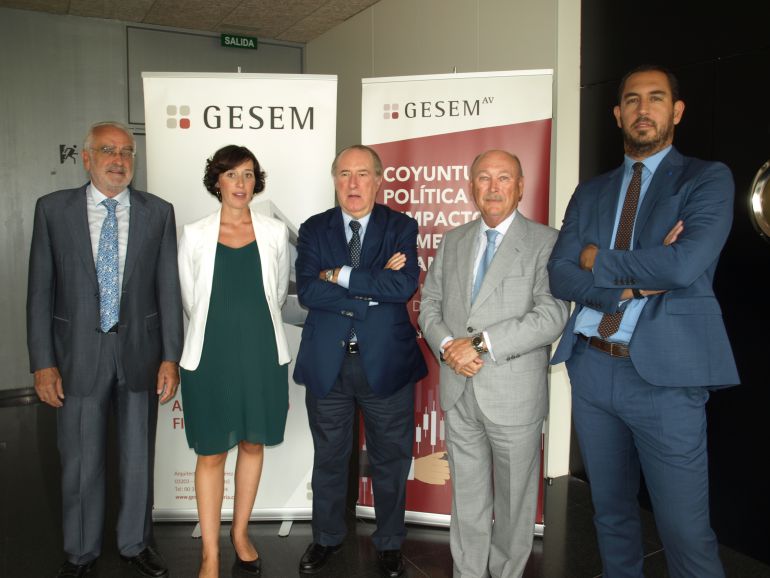 El economisa, Gay de Liébana, ha estado hoy en Elche El economisa, Gay de Liébana, ha estado hoy en Elche