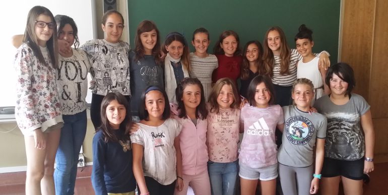 Alumnas de María eta José Ikastetxea Alumnas de María eta José Ikastetxea