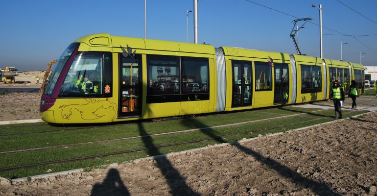 El tranvía de Jaén durante su fase de pruebas hace ahora cinco años.