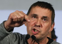 Otegi considera "ciencia ficción" un pacto de izquierdas