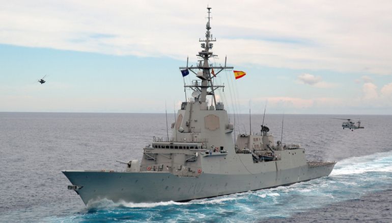 Una de las fragatas de la Armada Española Una de las fragatas de la Armada Española