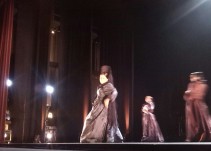 Flamenco gregoriano y con olor a incienso