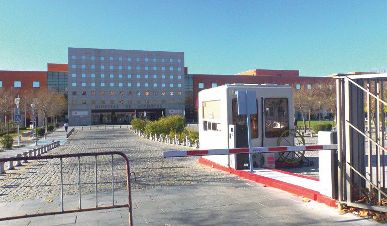 Entrada al Hospital Fundación Alcorcón Entrada al Hospital Fundación Alcorcón