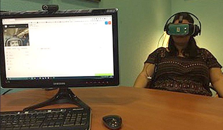 Los pacientes viven una experiencia virtual muy cercana a lo que sentirían enfrentándose a sus miedos Los pacientes viven una experiencia virtual muy cercana a lo que sentirían enfrentándose a sus miedos