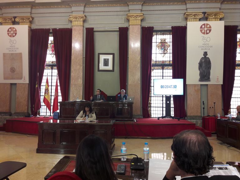 Un debate con poco debate Un debate con poco debate