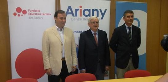 Los organizadores de la Jornada, Gonzalo García Manglano, Francisco Bouthelier y Carlos Beltrán. Los organizadores de la Jornada, Gonzalo García Manglano, Francisco Bouthelier y Carlos Beltrán.