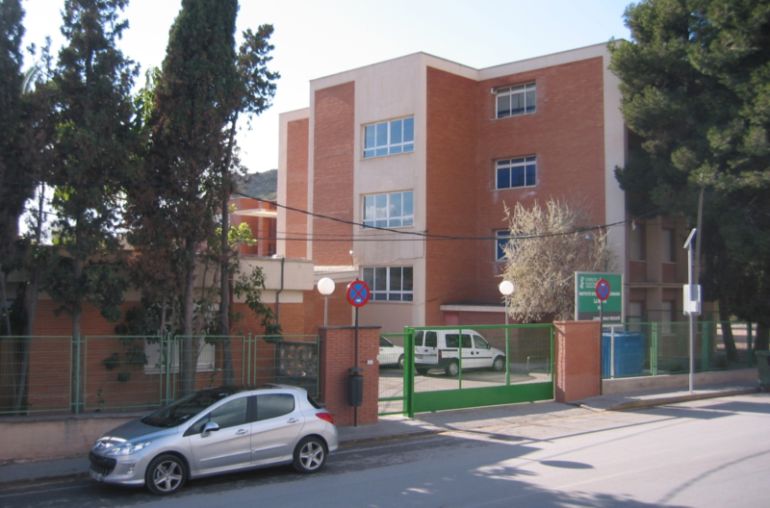 Los institutos de la comarca como La Melva reparten los libros Los institutos de la comarca como La Melva reparten los libros
