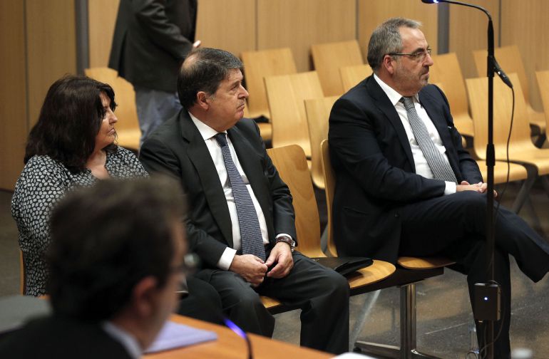 Olivas reconoce haber mediado para beneficiar a Vicente Cotino Olivas reconoce haber mediado para beneficiar a Vicente Cotino