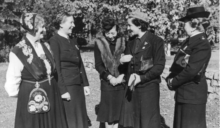 Pilar Primo de Rivera, fundadora y dirigente de la Sección Femenina, en una imagen tomada en Alemania en 1941. Pilar Primo de Rivera, fundadora y dirigente de la Sección Femenina, en una imagen tomada en Alemania en 1941.