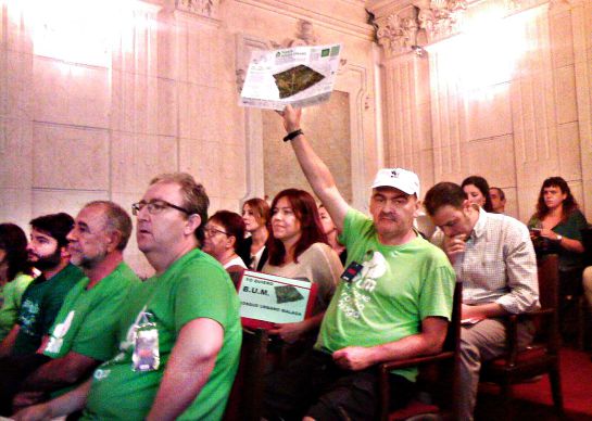 Los partidos de izquierdas aprueban reactivar la consulta de Repsol con el rechazo del PP y la abstención de Cs: Los partidos de izquierdas aprueban reactivar la consulta de Repsol con el rechazo del PP y la abstención de Cs Los partidos de izquierdas aprueban reactivar la consulta de Repsol con el rechazo del PP y la abstención de Cs: Los partidos de izquierdas aprueban reactivar la consulta de Repsol con el rechazo del PP y la abstención de Cs