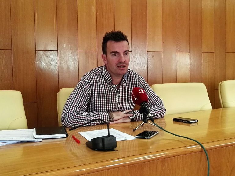 Fernando Gómez, concejal de Mantenimiento de Elda Fernando Gómez, concejal de Mantenimiento de Elda