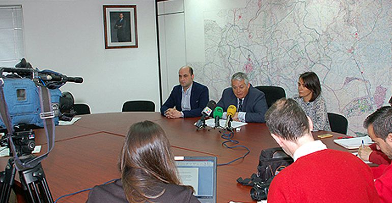 Imagen de la rueda de prensa del alcalde de Colmenar Viejo, Miguel Ángel Santamaría Imagen de la rueda de prensa del alcalde de Colmenar Viejo, Miguel Ángel Santamaría