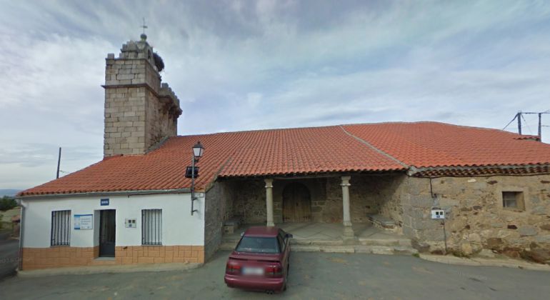 Iglesia de Mercadillo, antes de sufrir daños en la estructura por la caída de un rayo Iglesia de Mercadillo, antes de sufrir daños en la estructura por la caída de un rayo