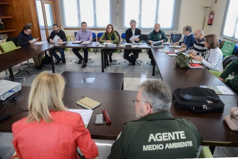Reunión de expertos para estudiar la seguridad de los visitantes de los espacios protegidos Reunión de expertos para estudiar la seguridad de los visitantes de los espacios protegidos